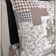 Хуторянка 22108-1