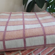  140*205 - 80% хлопка бело-розово-бордовая клетка 1