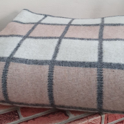 Одеяло шерстяное 50% 140*205 - Бело-серо-терракотовая клетка 2 О-1