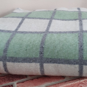 Одеяло шерстяное 50% 140*205 - Бело-серо-зеленая клетка 5 О-1